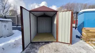 Гараж для хранения погрузчика в шоколадном цвете на территорию организации в г. Москва